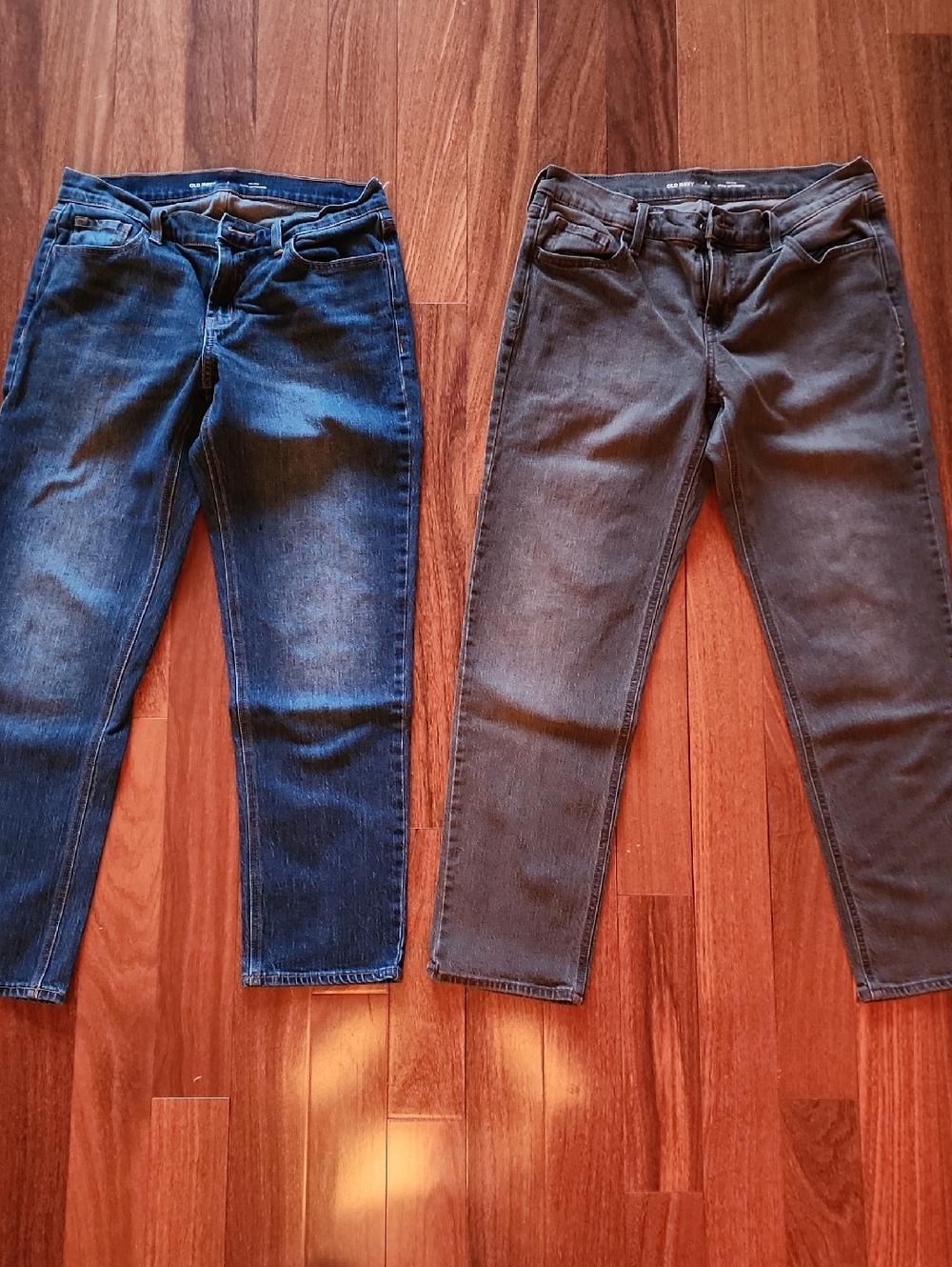 Old Navy Mid Rise  Women's WOW Boyfriend Jeans — Dark Blue and Gray / Size 6S